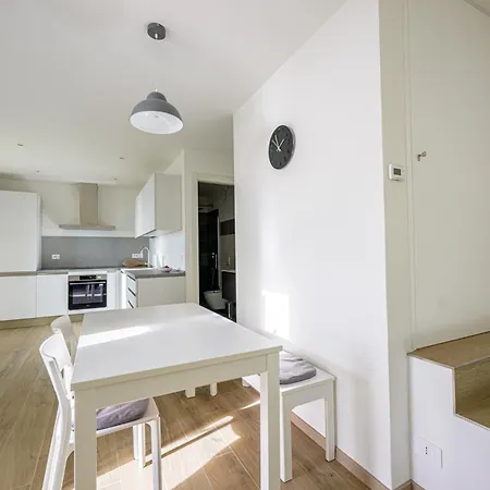 M&s House * Terst